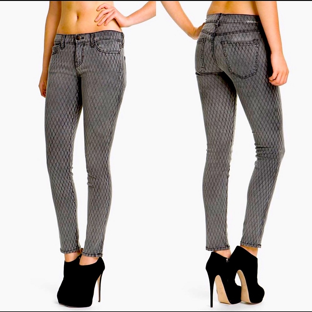 Gray Current Elliot Ankle Skinny in Fishnet Print